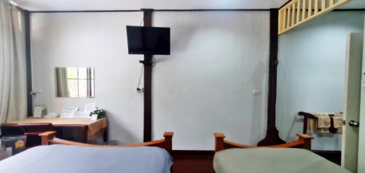 Bed and Breakfast Ob Arun House Bangkok Esterno foto
