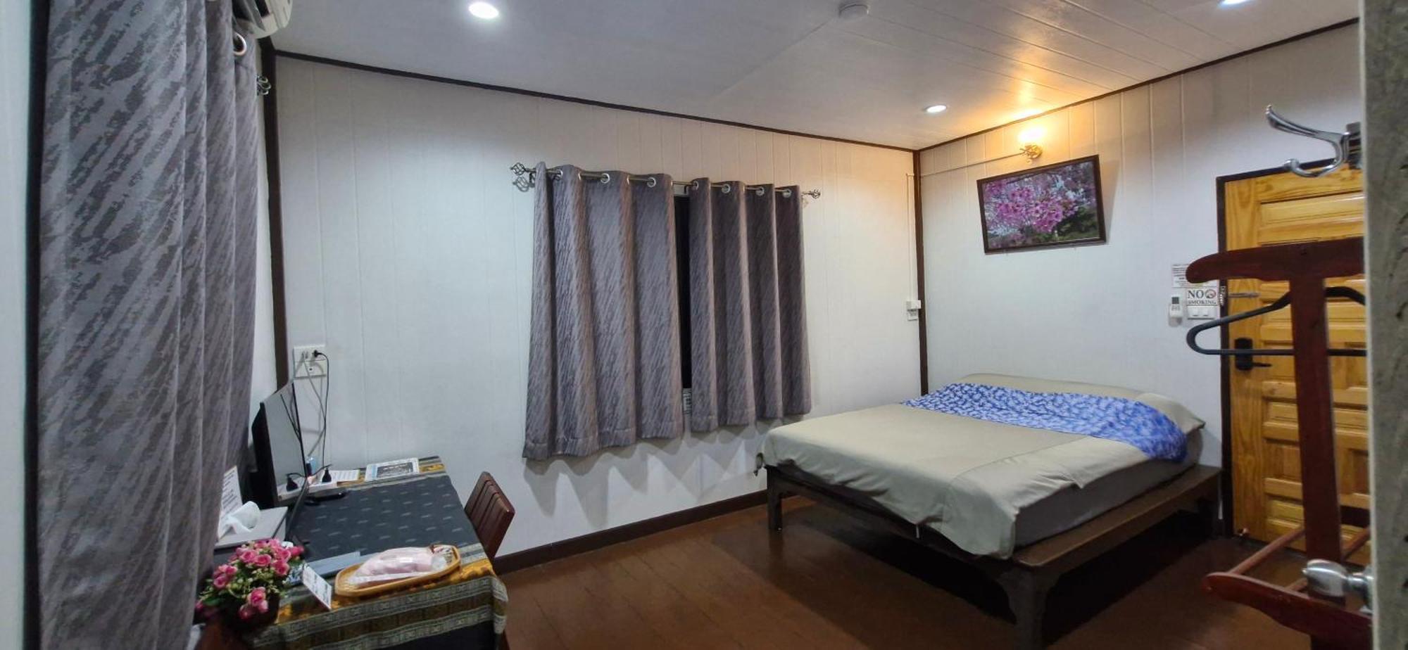 Bed and Breakfast Ob Arun House Bangkok Esterno foto