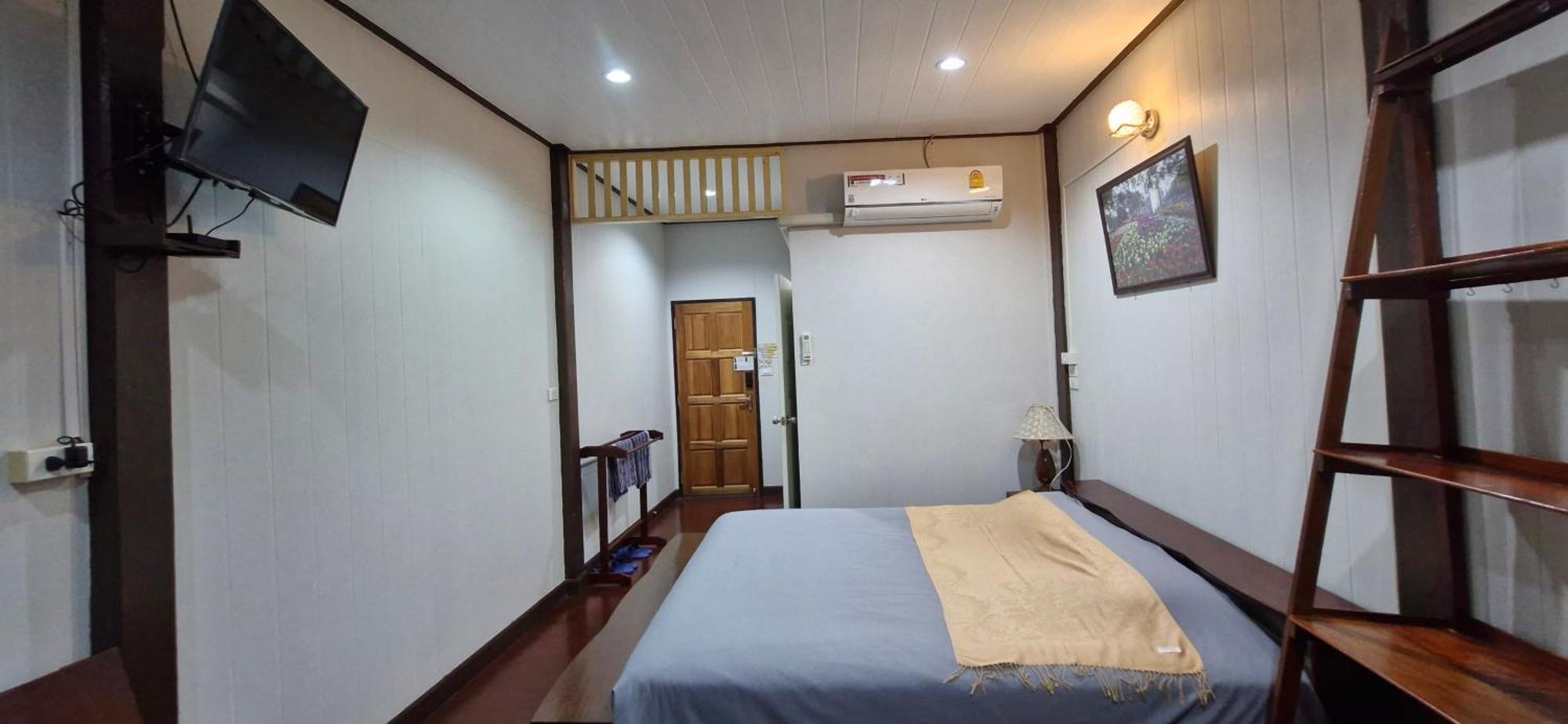 Bed and Breakfast Ob Arun House Bangkok Esterno foto