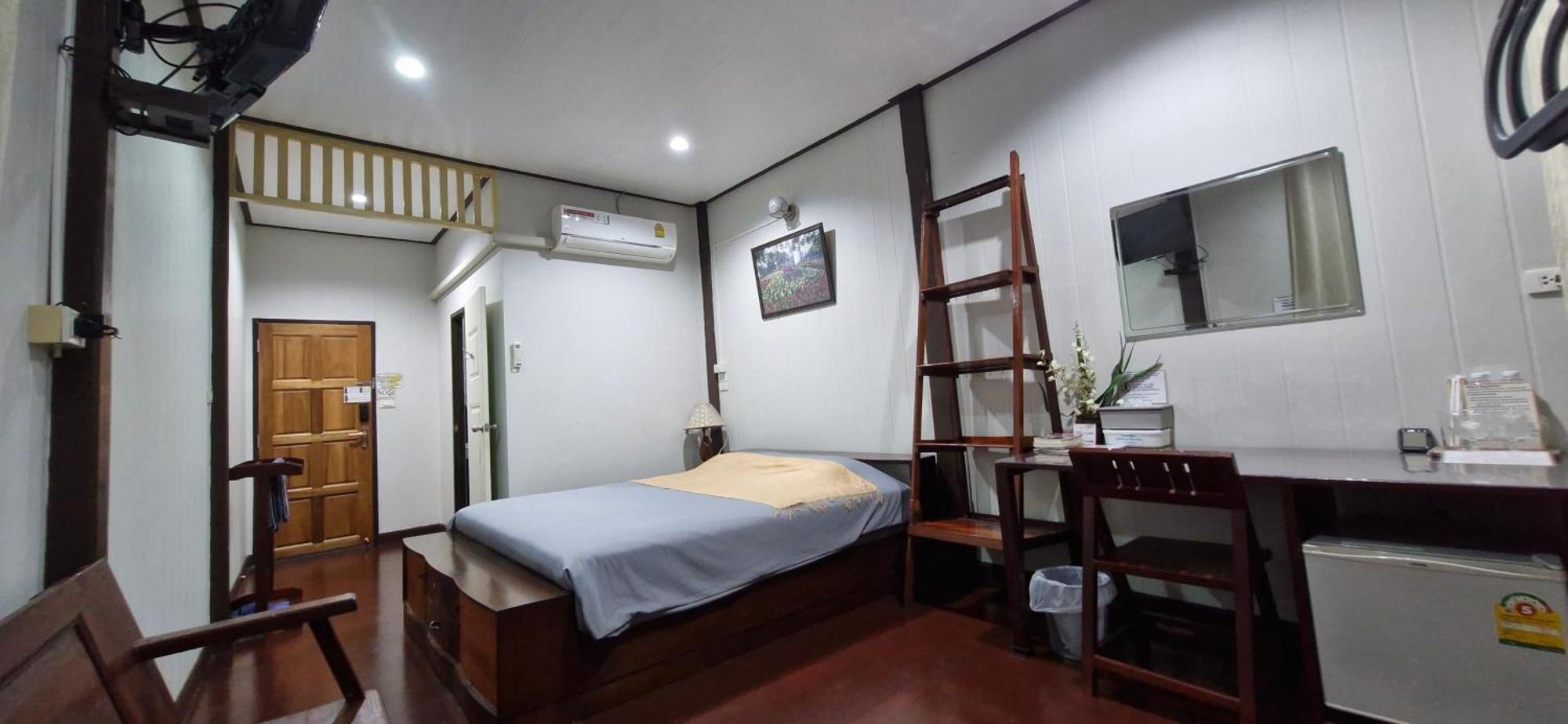 Bed and Breakfast Ob Arun House Bangkok Esterno foto
