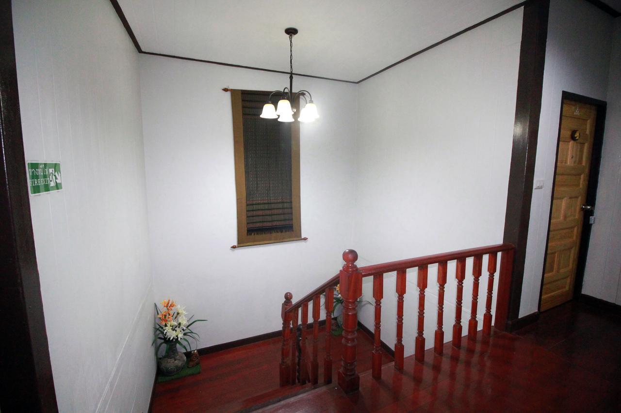 Bed and Breakfast Ob Arun House Bangkok Esterno foto